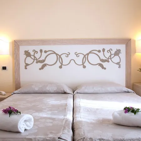 Corte Rosada Affiliated By Melia (adults Only) Otel 4*