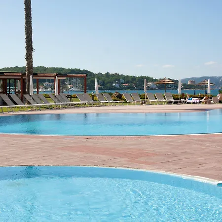 Corte Rosada Affiliated By Melia (adults Only)