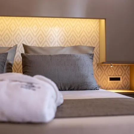 Hotel Corte Rosada Affiliated By Melia (Adults Only) 4* אלגהרו